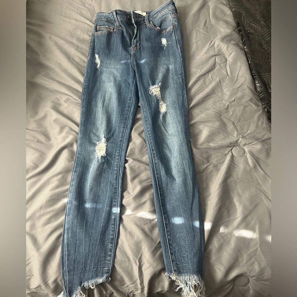 Skinny jeans no stains